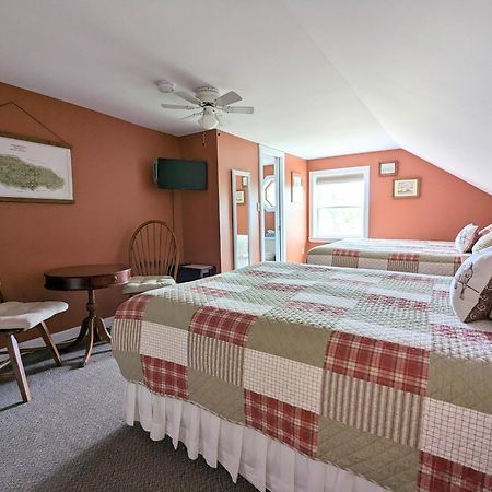 The Georgetown Inn Bagian luar foto
