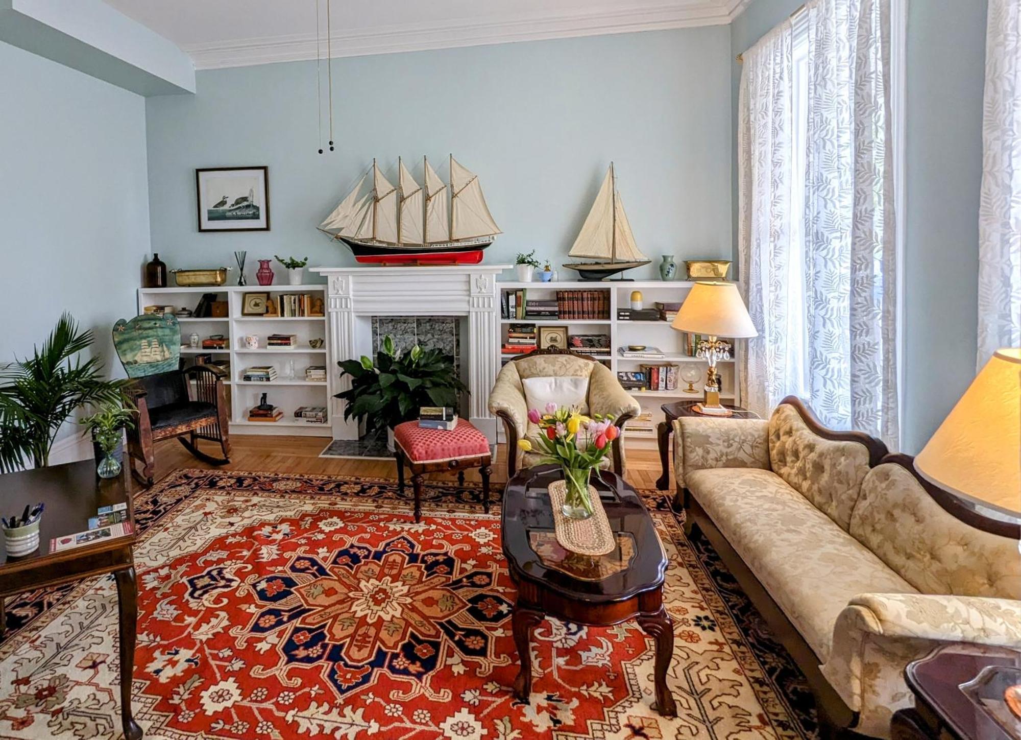 The Georgetown Inn Bagian luar foto