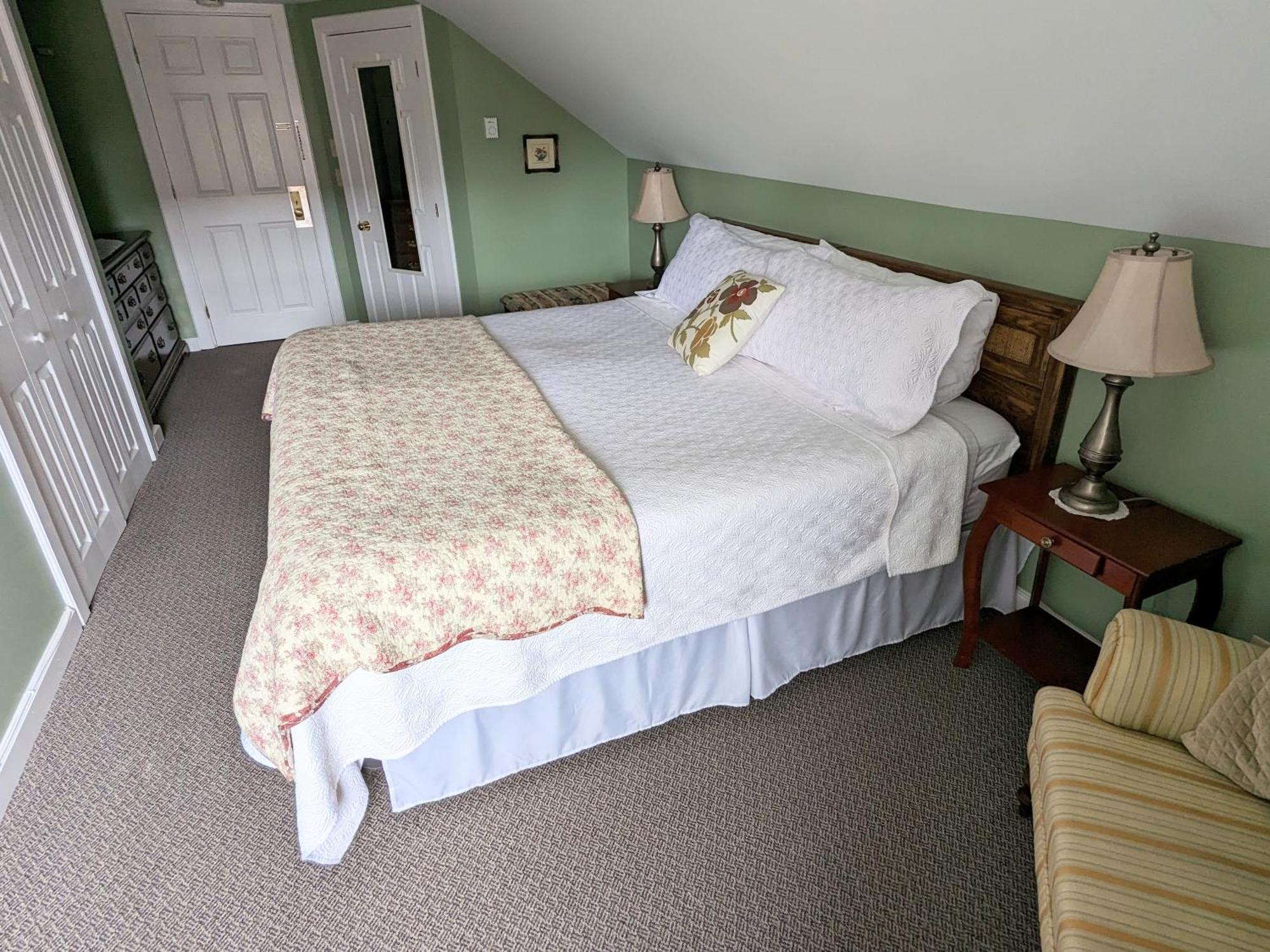 The Georgetown Inn Bagian luar foto